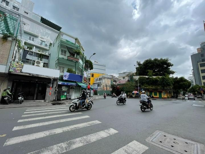 Cho thuê nhà mặt tiền MT Hồ Hảo Hớn, Phường Cô Giang Quận 1 